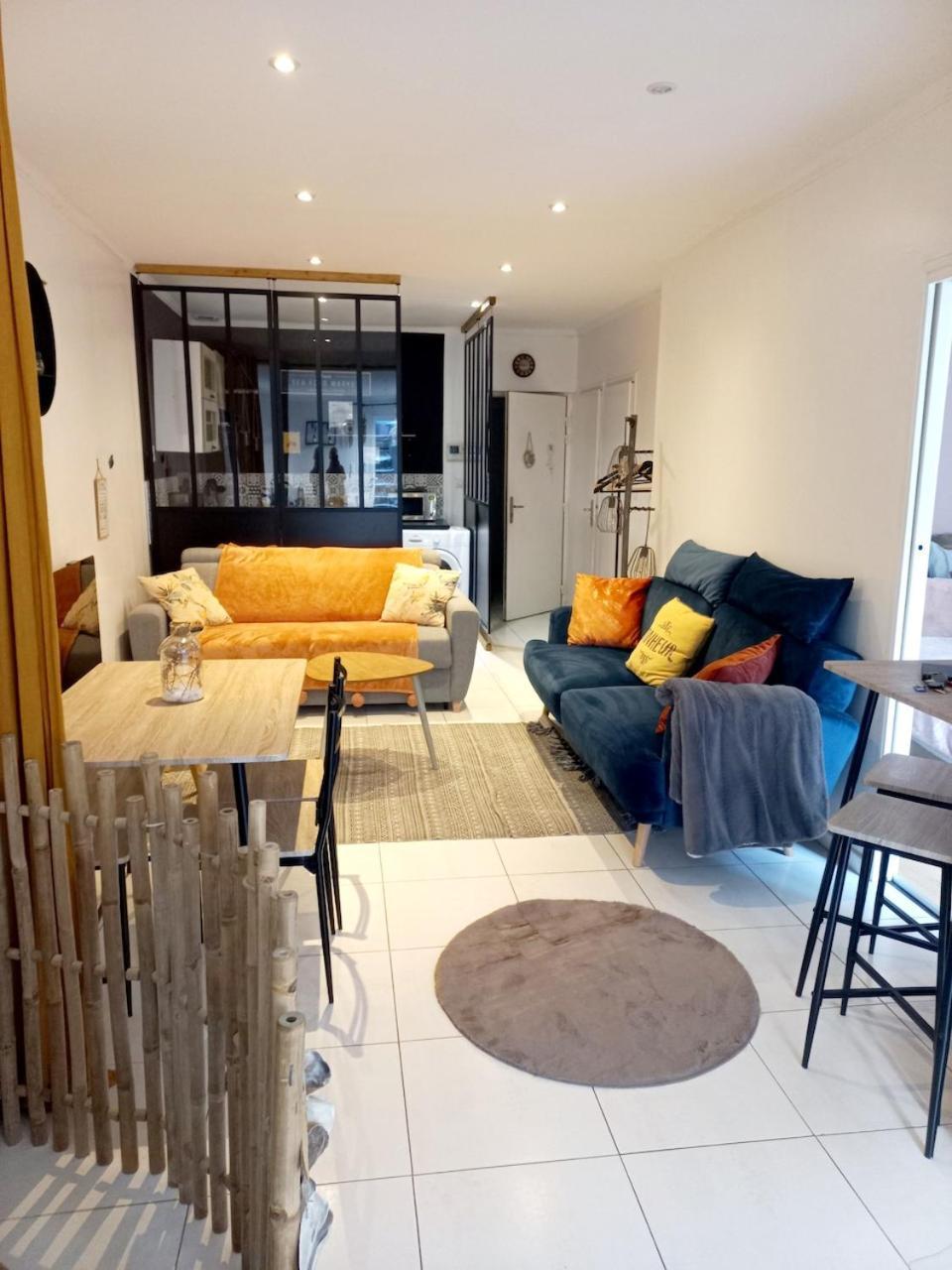 Rare - En Plein Milieu Du Port De St Goustan A Auray- Grand T2 - 50M2 -Belle Terrasse Apartment Exterior photo